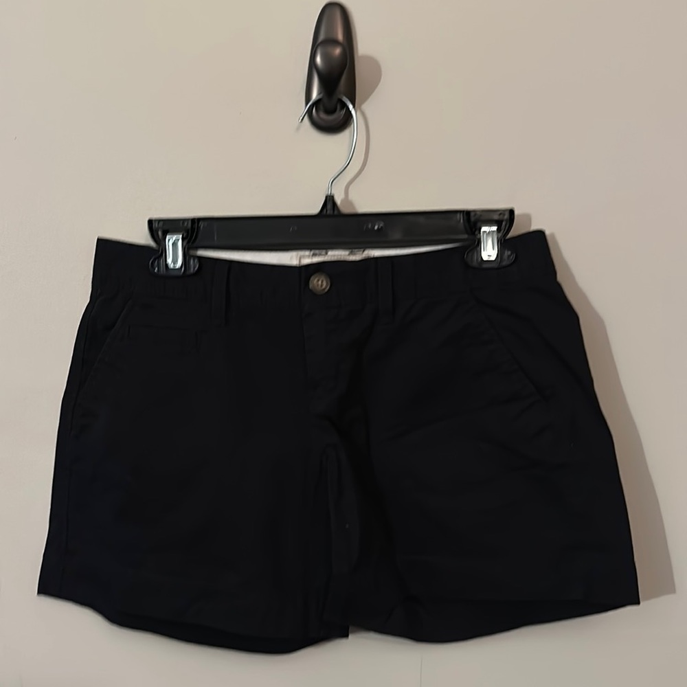 Old Navy 5” Perfect Shorts Size 2 Black